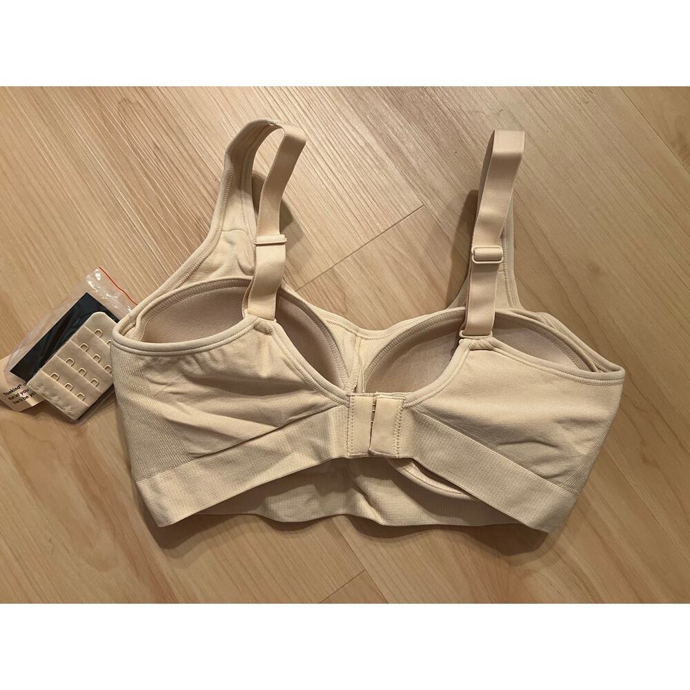 Truekind Everyday Comfort Straps Wireless Shaping Bra - Picture 5 of 8